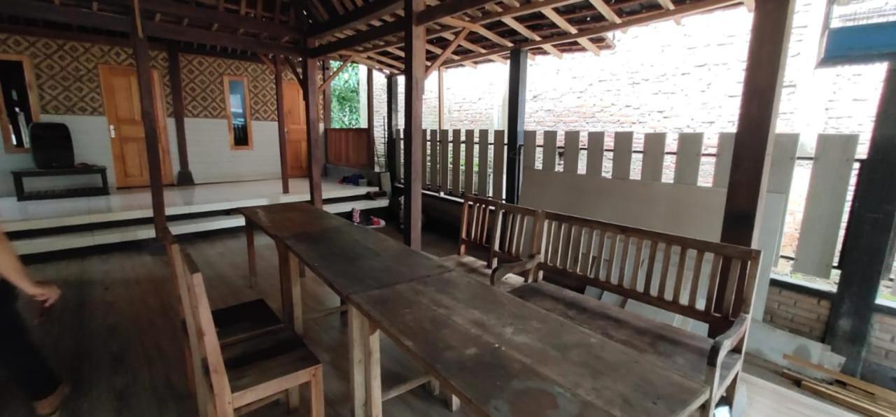 Homestay Kurnia Бантул Екстериор снимка