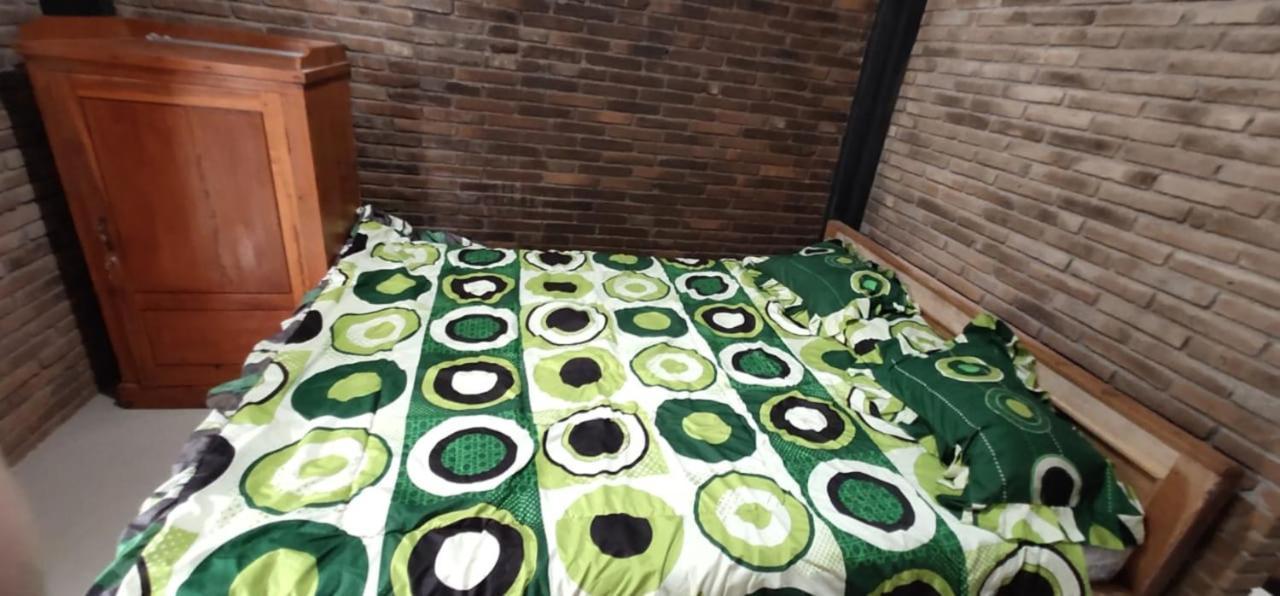 Homestay Kurnia Бантул Екстериор снимка