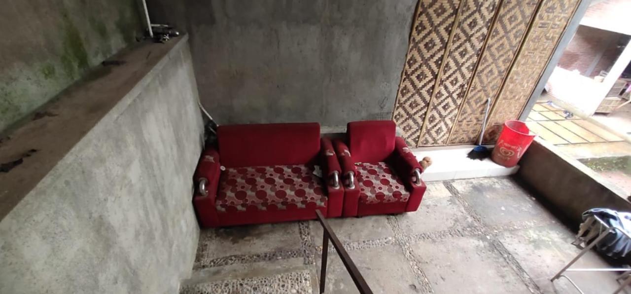Homestay Kurnia Бантул Екстериор снимка